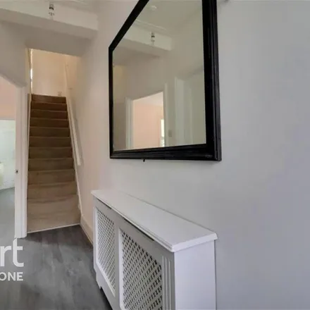Image 6 - 34 Southwell Grove Road, London, E11 4PP, United Kingdom - Townhouse for rent