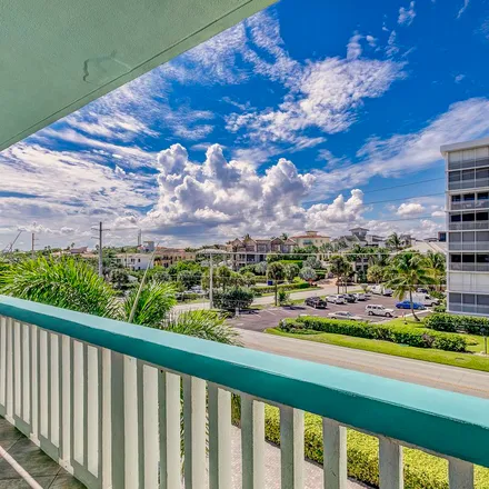 Image 9 - 916 Ocean Drive, Juno Beach, Palm Beach County, FL 33408, USA - Apartment for rent