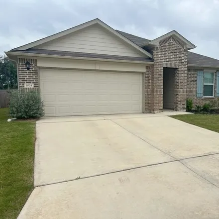 Rent this 4 bed house on Pronghorn Trail in Seguin, TX 78155