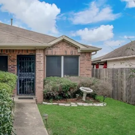Image 2 - 4411 Sorsby Drive, Houston, TX 77047, USA - House for sale