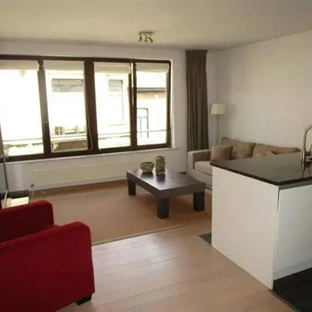 Image 1 - Rue du Ruanda - Ruandastraat 19, 1040 Etterbeek, Belgium - Apartment for rent