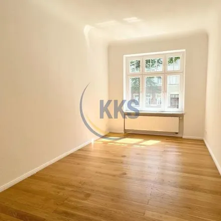 Rent this 3 bed apartment on Coppistraße 82 in 04157 Leipzig, Germany