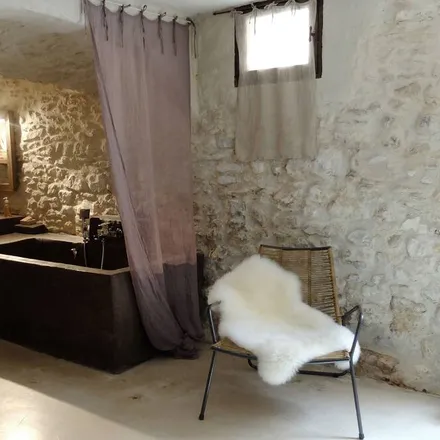 Rent this 6 bed house on Route de Croagnes in 84490 Saint-Saturnin-lès-Apt, France