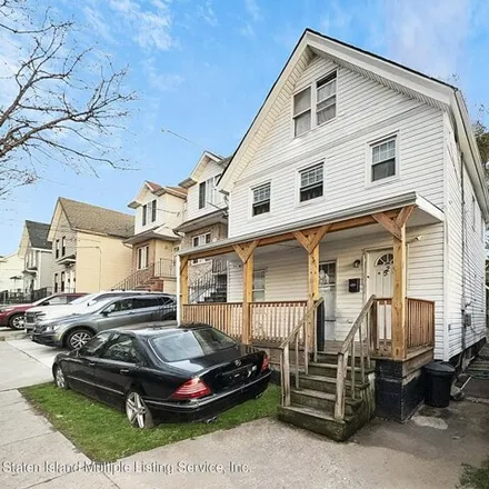 Buy this 3 bed house on 52 South Street in New York, NY 10310