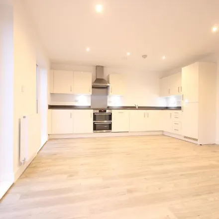 Rent this 1 bed apartment on Maxwell Road in London, RM7 0GL