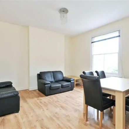 Image 3 - 59 Exeter Road, London, NW2 4SE, United Kingdom - Apartment for rent