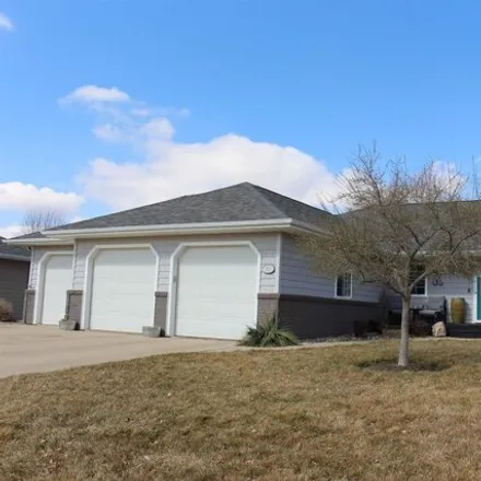 Buy this 6 bed house on 1563 West 14th Street in Spencer, IA 51301