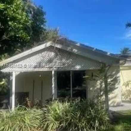 Image 2 - 1692 Southwest 28th Avenue, Fort Lauderdale, FL 33312, USA - House for sale