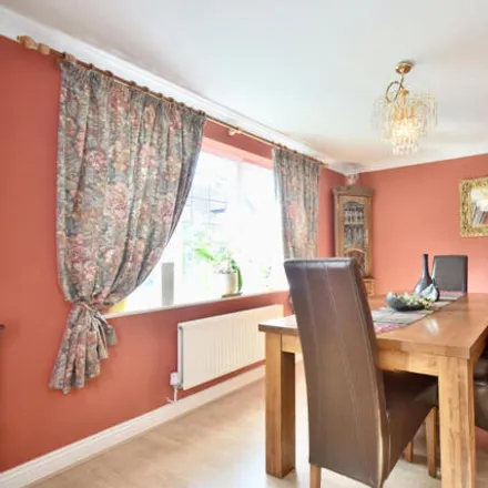Image 4 - Edgeley Close, Leicester, LE3 9EX, United Kingdom - House for sale