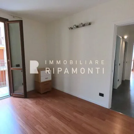 Image 5 - Via Quarto, 23900 Lecco LC, Italy - Apartment for rent