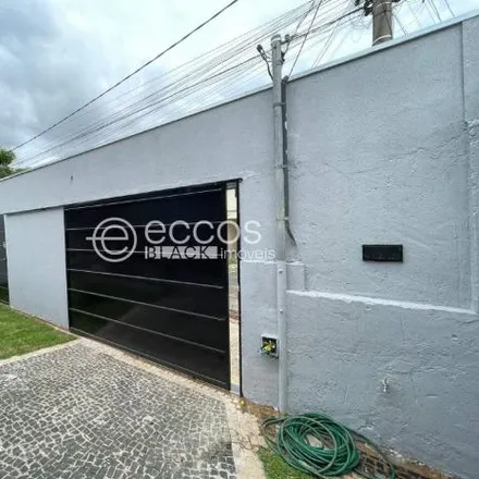 Buy this 3 bed house on Rua Siomaria Alves Ferreira in Nova Uberlândia, Uberlândia - MG