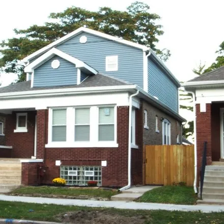 Buy this 5 bed house on 8037 South Dorchester Avenue in Chicago, IL 60619