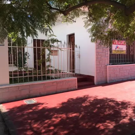 Buy this 2 bed house on Ministro Jofré 453 in Belgrano, B8504 BUF Municipio de Viedma
