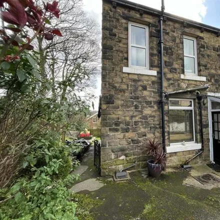Buy this 3 bed duplex on 21 Woodlands Close in Denby Dale, HD8 8RH