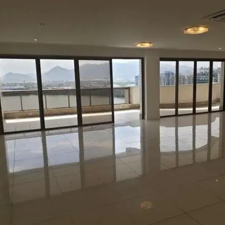 Buy this 5 bed apartment on Terminal Alvorada - Arquiteto Jaime Lerner in Avenida das Américas, Barra da Tijuca