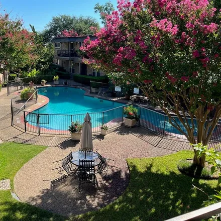 Rent this 2 bed condo on Royal Lane in Gifford, Dallas