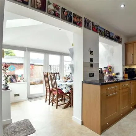 Image 5 - Lewis Close, Adlington, PR7 4ED, United Kingdom - Duplex for sale
