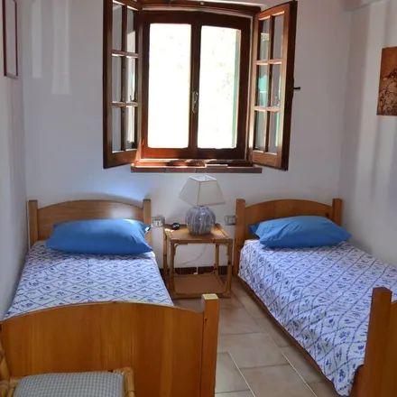 Rent this 4 bed house on Italia in Via Italia, 09032 Assèmini/Assemini Casteddu/Cagliari