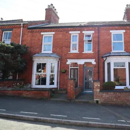 Buy this 3 bed townhouse on York Avenue in Lincoln, LN1 1LP