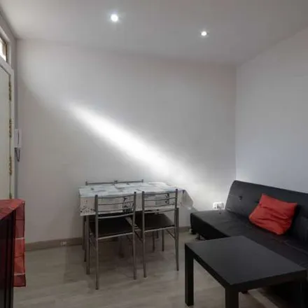 Rent this 2 bed apartment on Calle de Bustos in 2, 28038 Madrid