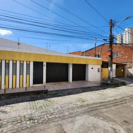 Buy this 3 bed house on Rua Antônio Alexandre Menezes in Luzia, Aracaju - SE