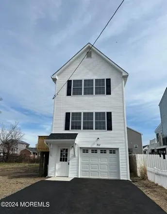 Buy this 3 bed house on 745 4th Street in Union Beach, Monmouth County