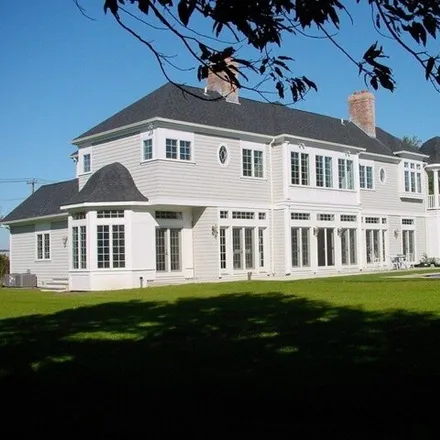 Rent this 5 bed house on 653 Head of Pond Road in Water Mill, Suffolk County