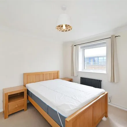 Image 1 - Campania Building, The Highway, Ratcliffe, London, E1W 3WD, United Kingdom - Apartment for rent