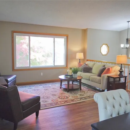Image 5 - 1316 - 1322 Deercliff Lane, Eagan, MN 55123, USA - Townhouse for sale