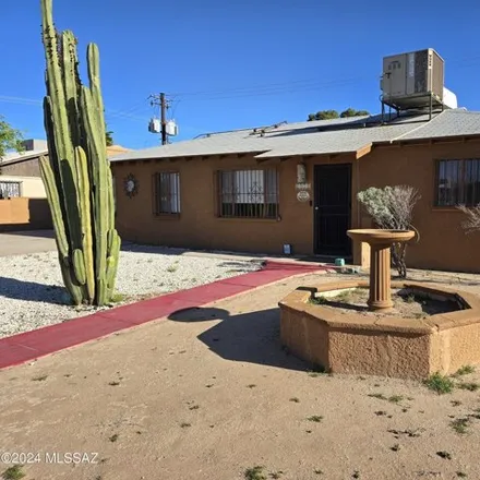 Rent this 3 bed house on 6270 East 26th Street in Tucson, AZ 85711