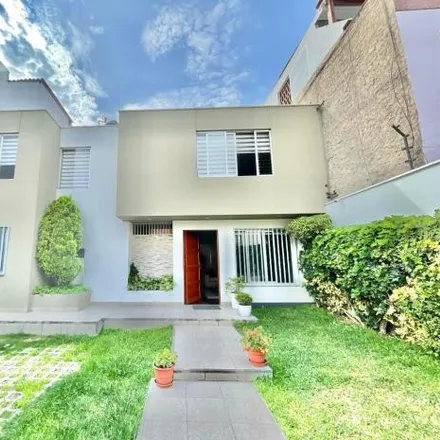 Buy this 4 bed house on Jirón Daniel Hernández 241 in Santiago de Surco, Lima Metropolitan Area 15049