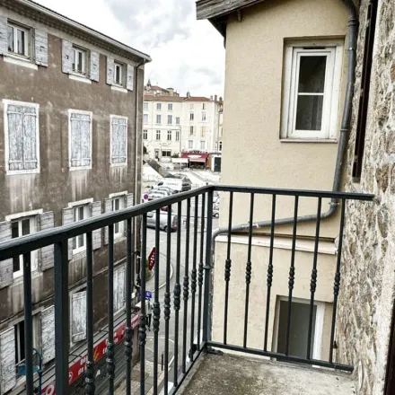 Image 4 - 3 Rue Étroite, 07100 Annonay, France - Apartment for rent