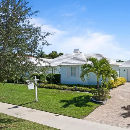 Buy this 3 bed house on 322 Colonial Road in West Palm Beach, FL 33405