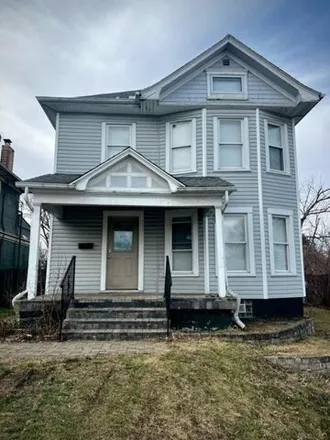 Buy this 3 bed house on 1271 Lorain Avenue in Dayton, OH 45410