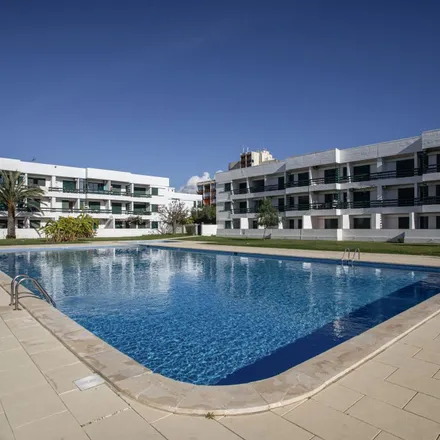 Rent this 2 bed apartment on unnamed road in 8125-403 Quarteira, Portugal