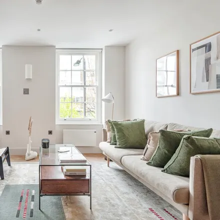 Rent this 1 bed apartment on 127 Notting Hill Gate in London, W11 3JZ