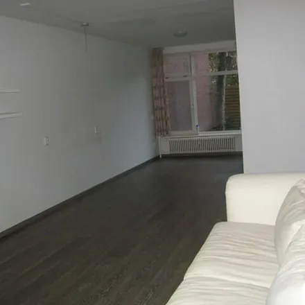 Rent this 1 bed apartment on Van Houtenstraat 22 in 6702 CV Wageningen, Netherlands