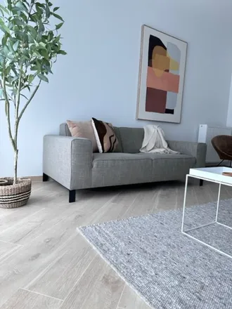 Rent this 3 bed apartment on Woluwe Valley in Avenue Marcel Thiry - Marcel Thirylaan, 1200 Woluwe-Saint-Lambert - Sint-Lambrechts-Woluwe