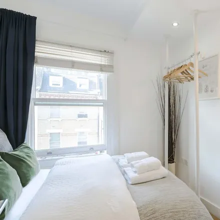 Rent this 2 bed apartment on London in NW1 9NX, United Kingdom