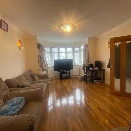 Rent this 3 bed duplex on Lynton Road in London, HA2 9NH