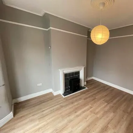 Image 3 - Fallowfield Road, Liverpool, L15 5BN, United Kingdom - Townhouse for sale