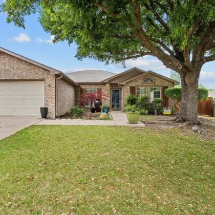 Buy this 4 bed house on 225 Cardinal Court in Weatherford, TX 76086