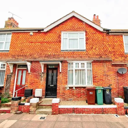 Rent this 2 bed townhouse on St George's Road in Eastbourne, BN22 8AY