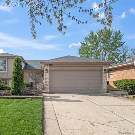 Buy this 4 bed house on 13824 Brougham Drive in Sterling Heights, MI 48312