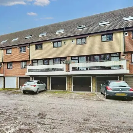 Buy this 1 bed apartment on Tip-Top Fish & Chips and Chinese Takeaway in Atholl Court, Andover