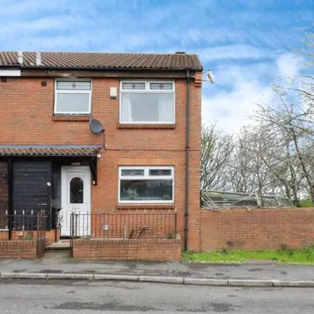 Buy this 3 bed duplex on Saxonlea Crescent in Sheffield, S2 1DE