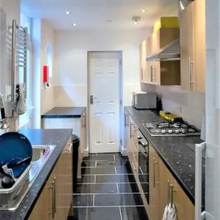 Rent this 7 bed townhouse on 285 Hubert Road in Selly Oak, B29 6ES