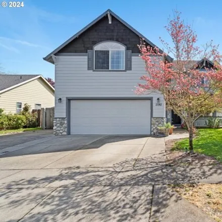 Buy this 4 bed house on 1190 South Sycamore Street in Canby, OR 97013