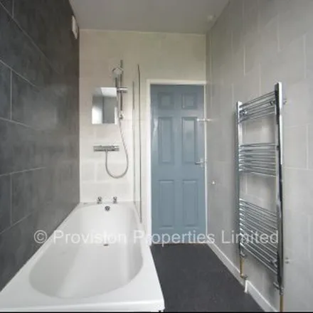 Image 3 - 1-31 Stanmore Street, Leeds, LS4 2RS, United Kingdom - Apartment for rent