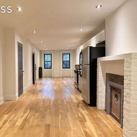 Image 4 - 25 Lincoln Place, New York, NY 11217, USA - House for rent